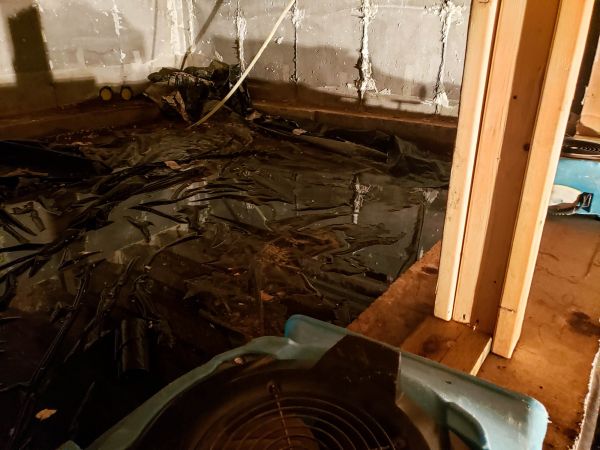 Crawlspace Water Cleanup in Cranston